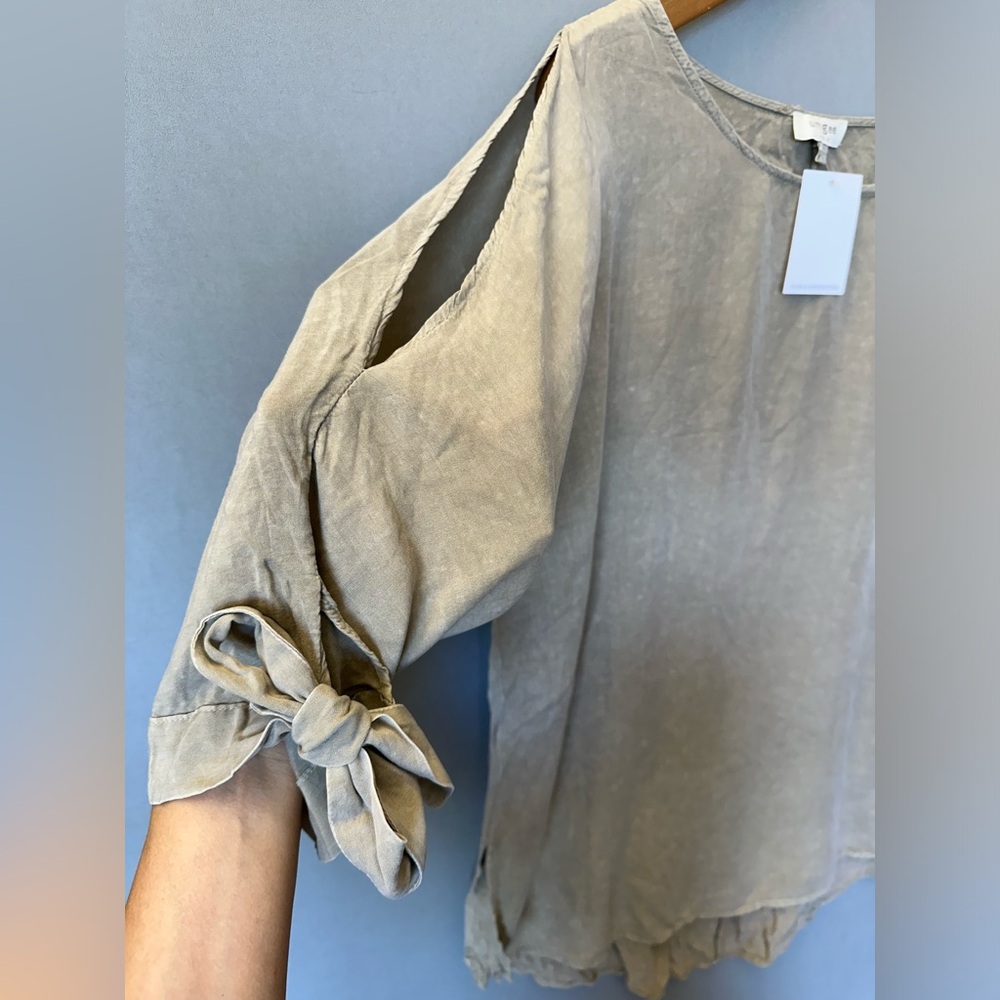 NWOT Umgee Top Blouse Shirt Size L - Picture 6 of 7